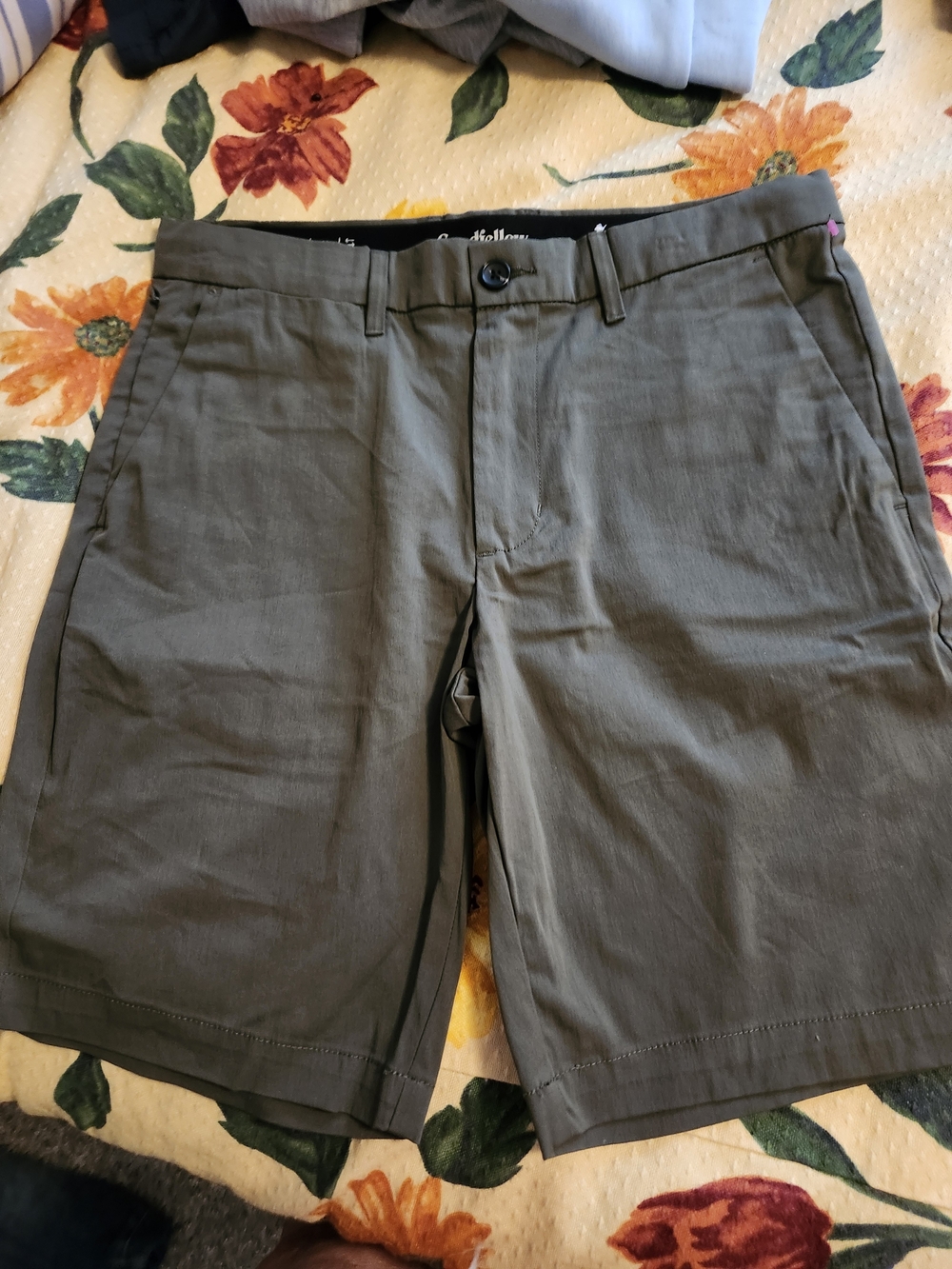 Goodfellow & Co Olive Flat-Front Casual Shorts